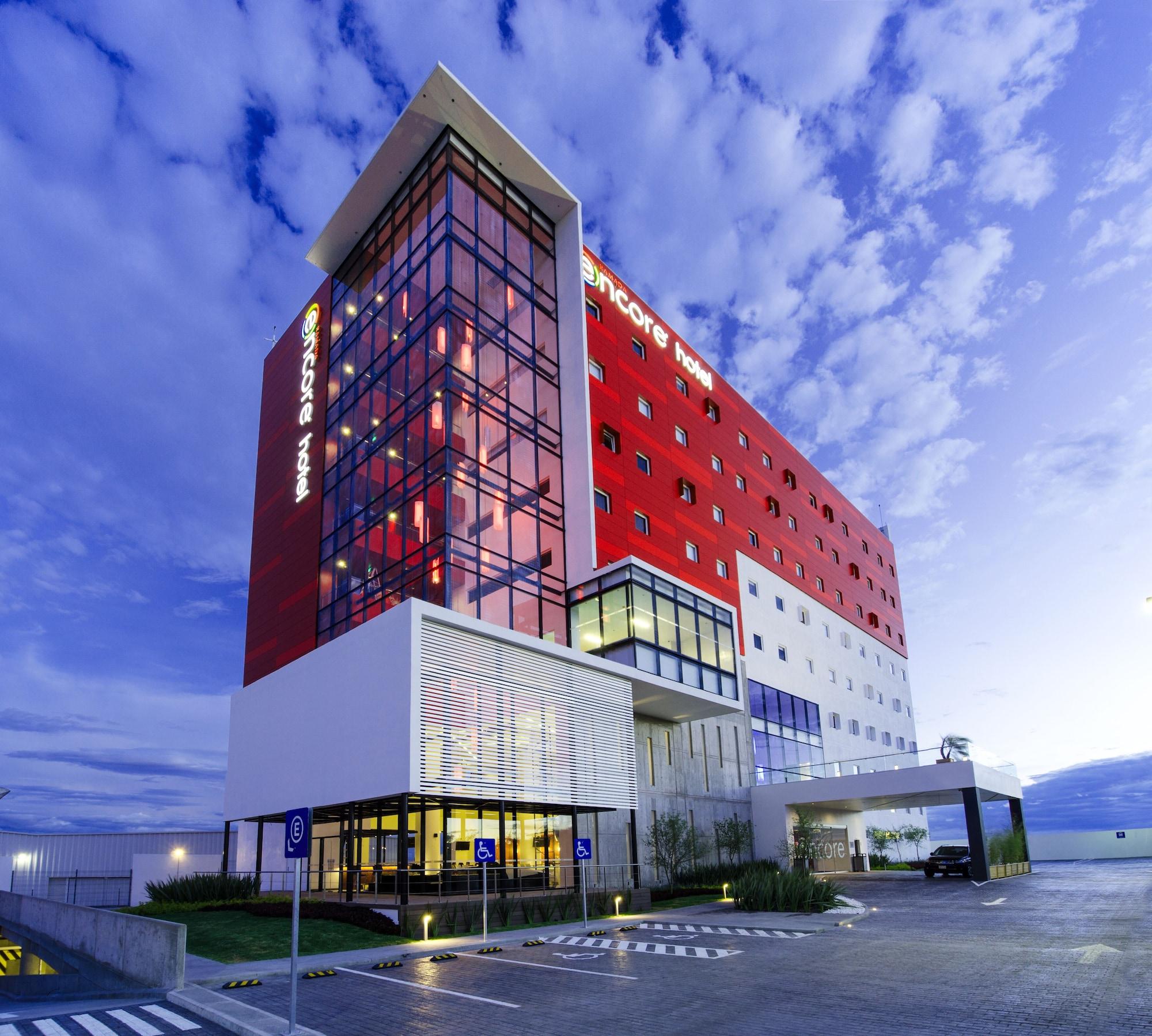 Ramada Encore By Wyndham Queretaro El Salitre Exterior foto