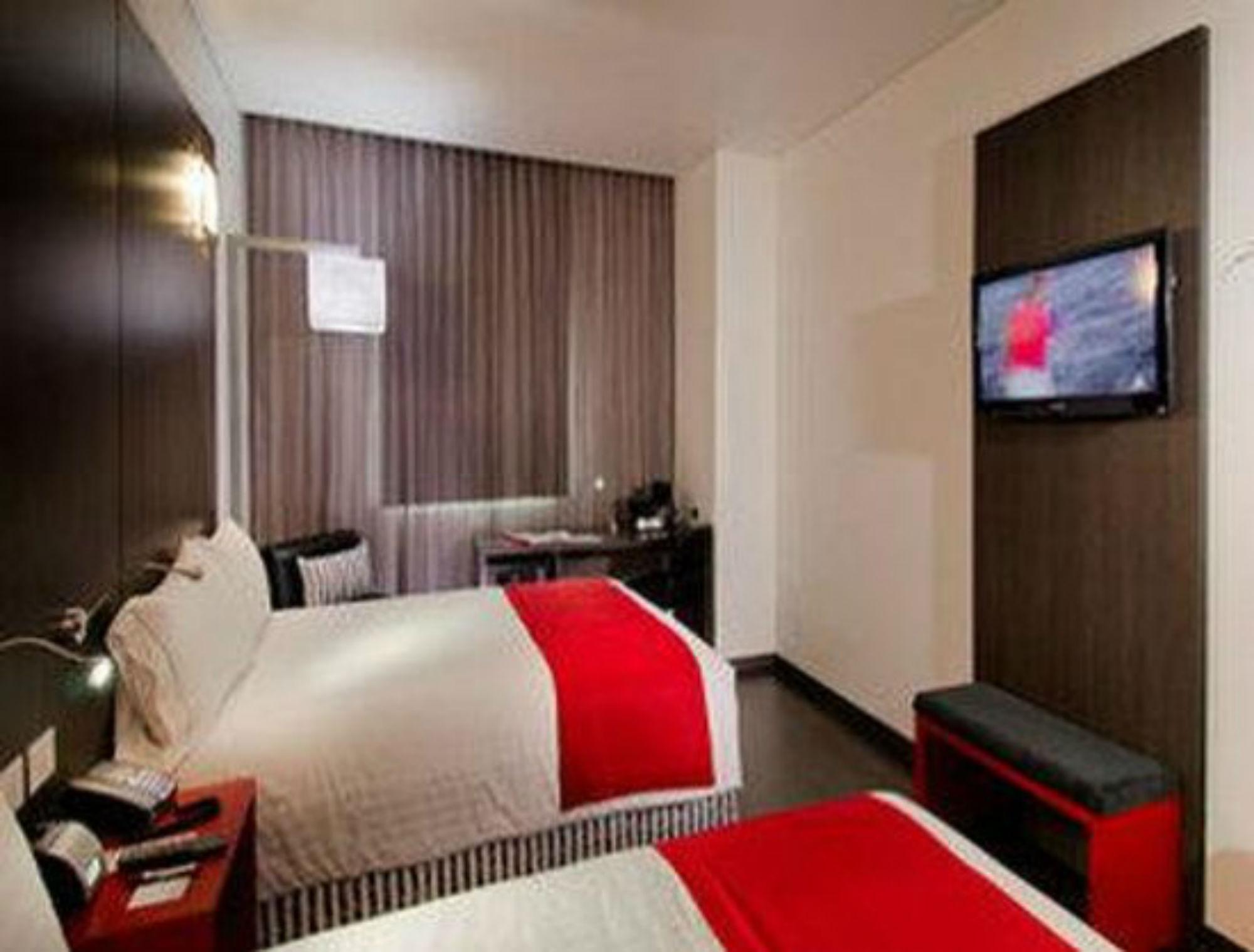 Ramada Encore By Wyndham Queretaro El Salitre Exterior foto